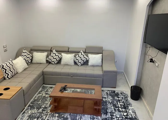 Super Lux Apartment
