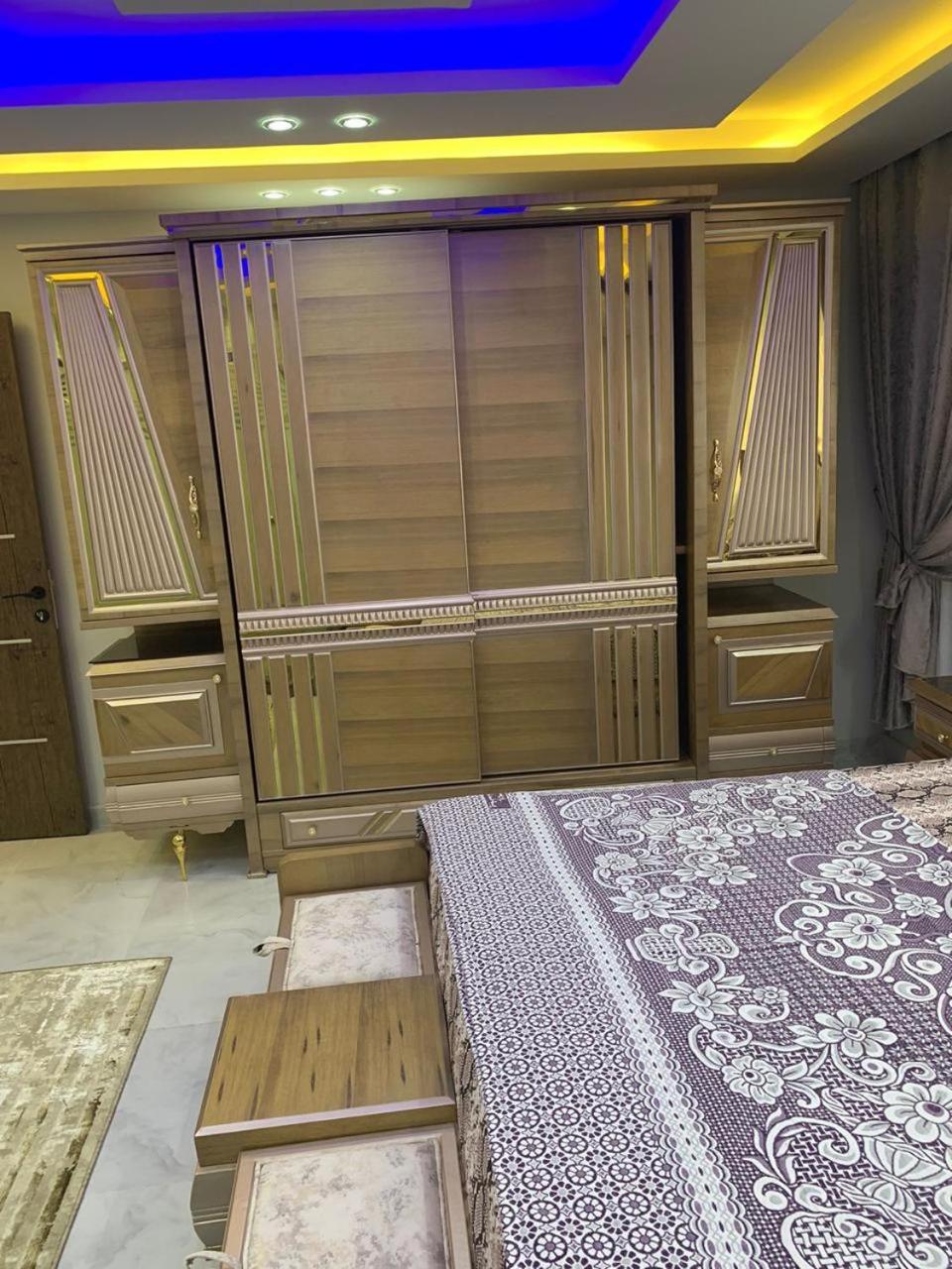 Super Lux Apartment Cairo